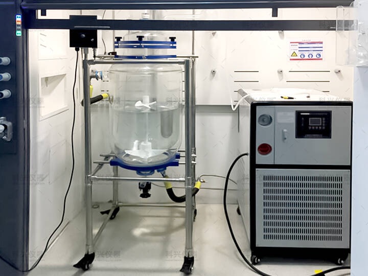 上?？婆d儀器與某公司合作